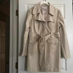 New York & Company Trench Coat Like New size XL